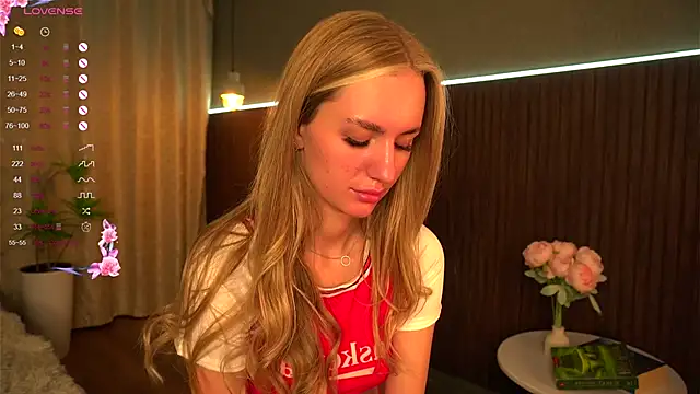 jenny skinnerr online show from September 15, 8:49 pm