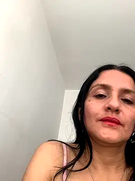 Snapshot of kataleya_29 chatting on October 6, 4:01 pm kataleya 29 online show from October 6, 4:01 pm