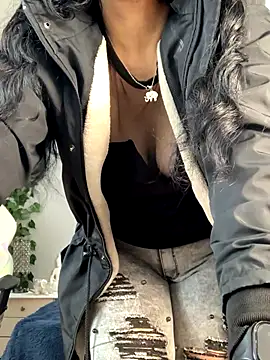 Snapshot of kataleya_29 chatting on October 28, 8:03 pm kataleya 29 online show from October 28, 8:03 pm