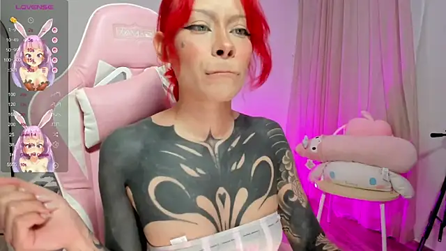 Snapshot of AlinaLukyanova chatting on October 17, 4:48 am AlinaLukyanova online show from October 17, 4:48 am