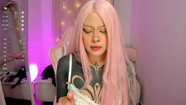 AlinaLukyanova online show from December 21, 4:50 am