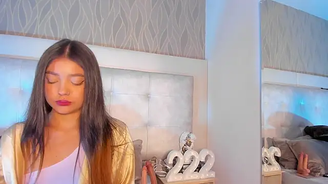 Snapshot of AbbyBeck chatting on October 17, 1:36 pm AbbyBeck online show from October 17, 1:36 pm