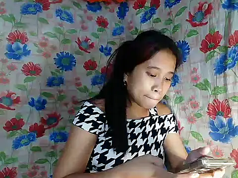 Pinay Skinny18 online show from October 2, 11:37 am