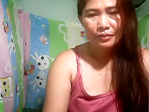 Snapshot of Juicy_69xx chatting on October 24, 7:54 pm Juicy 69xx online show from October 24, 7:54 pm