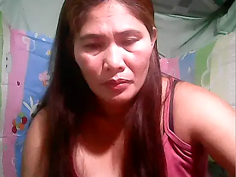 Snapshot of Juicy_69xx chatting on October 4, 7:18 pm Juicy 69xx online show from October 4, 7:18 pm