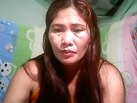 Snapshot of Juicy_69xx chatting on October 5, 7:41 pm Juicy 69xx online show from October 5, 7:41 pm