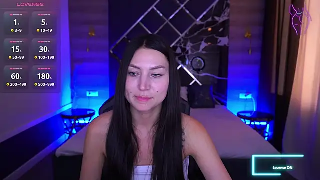 EliseVelour online show from November 1, 2:10 pm