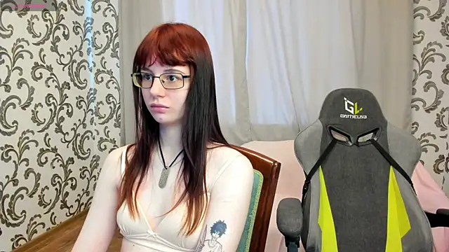 KiraZephyr online show from September 10, 4:01 am