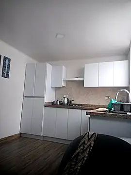 Fernandar2025 online show from April 6, 5:58 pm