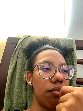 Valen1800 online show from November 3, 5:06 pm