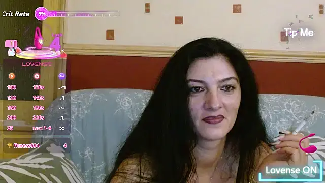 Snapshot of Goldgirl89 chatting on September 19, 1:48 am Goldgirl89 online show from September 19, 1:48 am