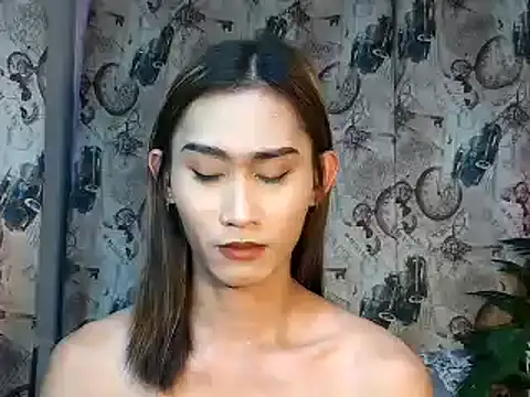 youarea dreamer online show from December 5, 8:03 am