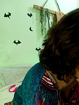 Snapshot of ancesstral_angel chatting on October 30, 10:55 pm ancesstral angel online show from October 30, 10:55 pm