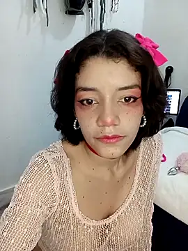 Snapshot of ancesstral_angel chatting on October 12, 1:52 am ancesstral angel online show from October 12, 1:52 am