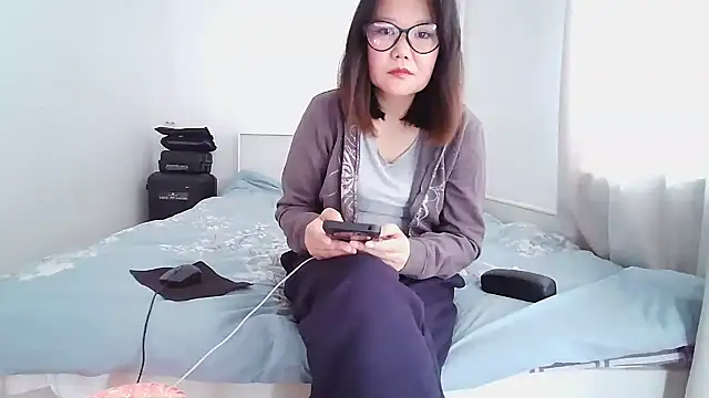 Snapshot of sakuradelreina chatting on October 10, 4:28 am sakuradelreina online show from October 10, 4:28 am