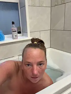 JustYourNormalCouple online show from October 21, 4:55 pm