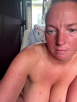 JustYourNormalCouple online show from October 5, 1:16 pm