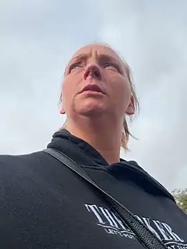 JustYourNormalCouple online show from October 4, 1:06 pm