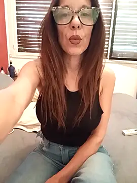 Esmeralda passion online show from October 15, 1:46 pm