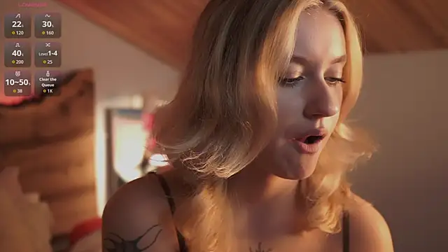 Nerissa xo online show from November 11, 8:39 pm