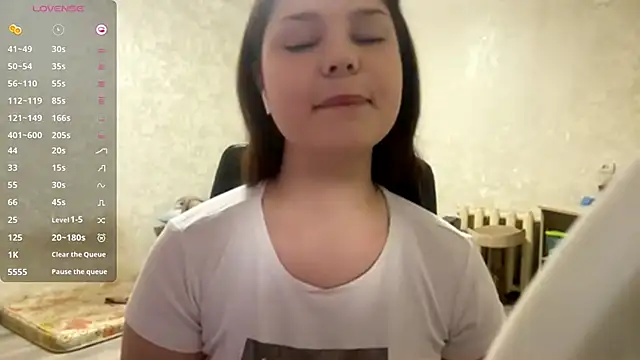 Purekittyshy online show from October 3, 3:50 pm