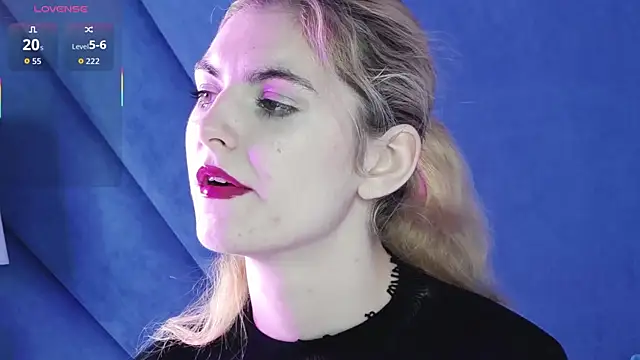 Snapshot of Evelisse chatting on September 24, 4:11 am Evelisse online show from September 24, 4:11 am