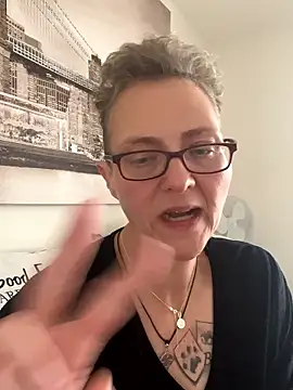 Curvy-Jinx online show from January 13, 11:25 am