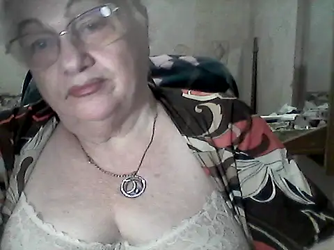 Snapshot of NatalieNorth chatting on October 31, 10:47 pm NatalieNorth online show from October 31, 10:47 pm