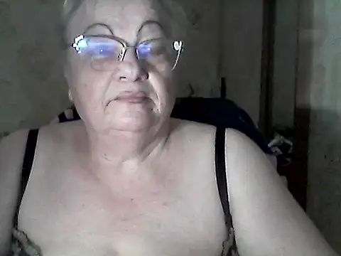 Snapshot of NatalieNorth chatting on October 2, 12:37 am NatalieNorth online show from October 2, 12:37 am