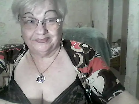 Snapshot of NatalieNorth chatting on October 21, 10:25 pm NatalieNorth online show from October 21, 10:25 pm