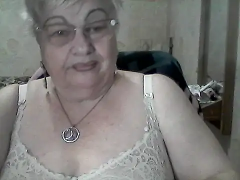 Snapshot of NatalieNorth chatting on October 3, 12:38 am NatalieNorth online show from October 3, 12:38 am