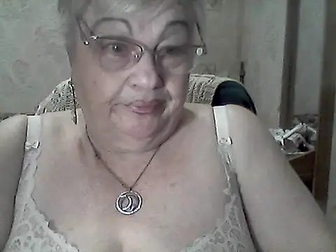 Snapshot of NatalieNorth chatting on October 4, 12:49 am NatalieNorth online show from October 4, 12:49 am