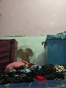 Snapshot of sakshi5533 chatting on September 30, 6:02 pm sakshi5533 online show from September 30, 6:02 pm