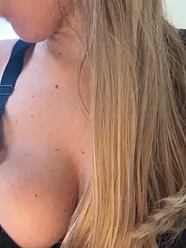 sailor titti online show from October 18, 11:46 am