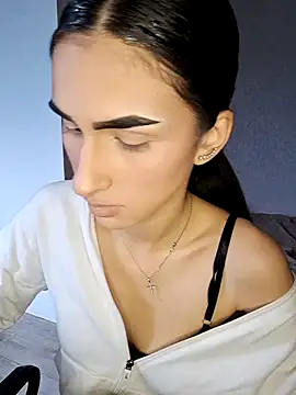 SmileConnie online show from October 21, 12:53 pm