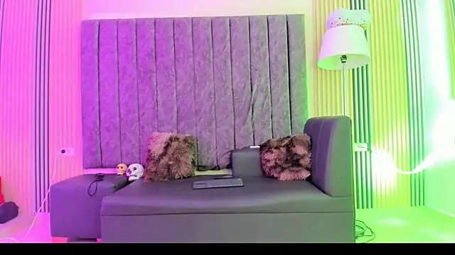 rachell owen online show from October 5, 1:05 pm