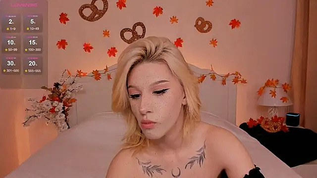 Necucub online show from September 18, 3:27 am