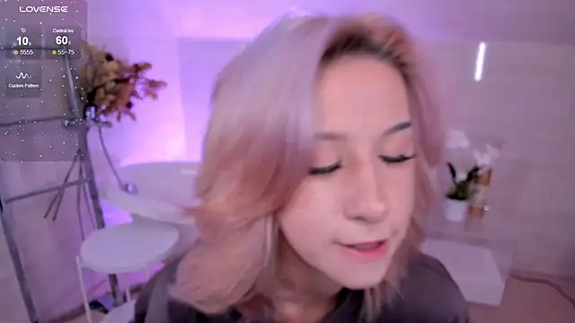 Necucub online show from September 20, 4:11 am