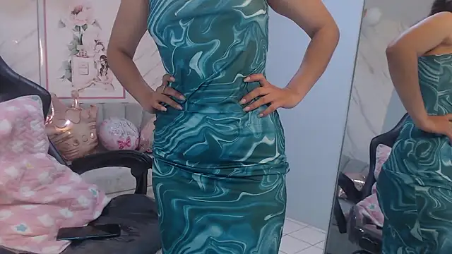 victoria hernandez t  online show from March 21, 1:05 pm