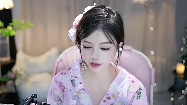 Fortune2Me online show from October 3, 6:40 am