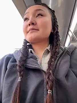 KissMeEva online show from September 24, 2:05 pm