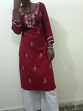 Snapshot of Alia-00 chatting on October 27, 4:30 am Alia-00 online show from October 27, 4:30 am