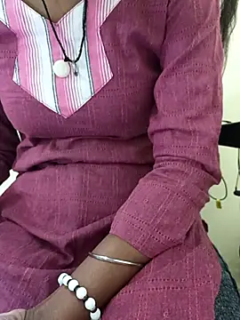 Snapshot of Alia-00 chatting on October 23, 4:18 am Alia-00 online show from October 23, 4:18 am