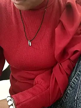 Snapshot of Alia-00 chatting on October 29, 4:50 am Alia-00 online show from October 29, 4:50 am