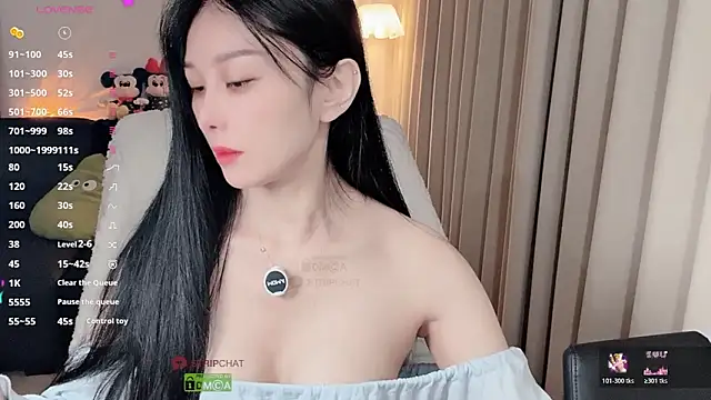 Xiatian520  online show from March 5, 7:59 am