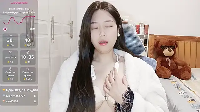 Xiaotantan-99 online show from December 2, 7:38 pm