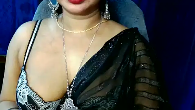 QUEEN SAKHI- online show from March 2, 6:14 pm