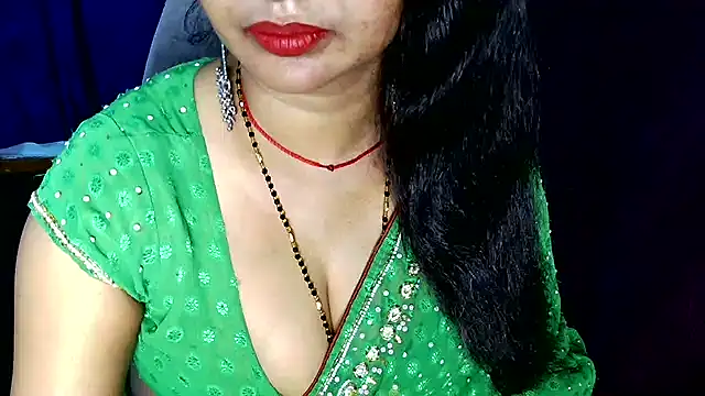 QUEEN SAKHI- online show from June 3, 1:50 am