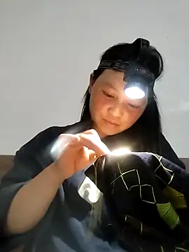 Tiyir597 online show from March 18, 2:22 pm