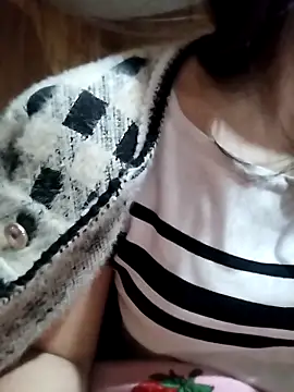 Tiyir597 online show from December 17, 2:32 pm